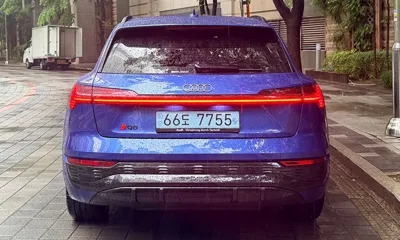 Audi Q8 e-tron 2024, 4444 км, за 125000000 KRW