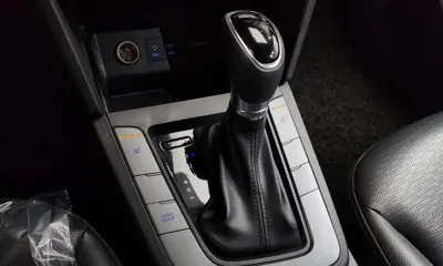 Hyundai Avante 2019, 57479 км, за 12700000 KRW - фото 9