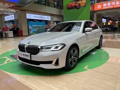 BMW 5 Series 2021, 96000 км, за 189500 CNY