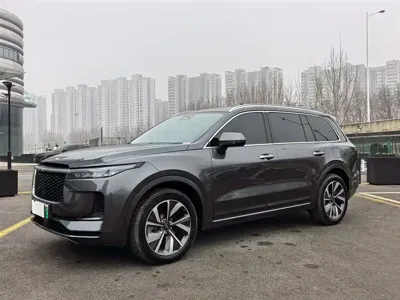 Li Auto Li ONE · 2022 год