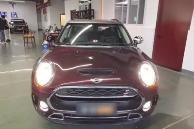 MINI Clubman 2016, 114300 км, за 90018.71 CNY