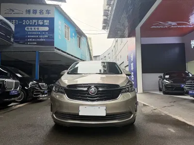 Buick GL8 2022, 31000 км, за 135000 CNY