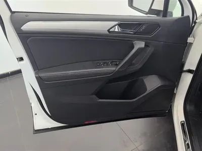 Volkswagen Tiguan L 2019, 73700 км, за 82600 CNY - фото 7