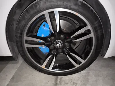 BMW 3 Series 2018, 98000 км, за 90246.19 CNY - фото 8