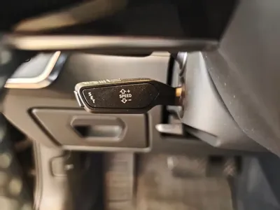 Audi A6L 2020, 51500 км, за 218000 CNY - фото 12