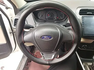 Ford Escort 2017, 52699 км, за 26500 CNY - фото 11