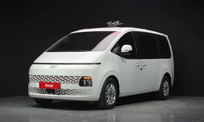 Hyundai Staria · 2025 год