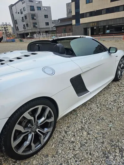 Audi R8 2015, 61500 км, за 90000000 KRW - фото 4