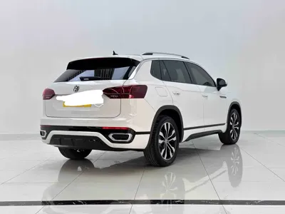 Volkswagen Tayron 2021, 63400 км, за 102899 CNY
