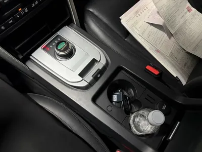 Land Rover Discovery Sport 2018, 88958 км, за 10400000 KRW - фото 8