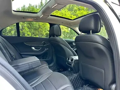 Mercedes-Benz C-Class 2021, 89000 км, за 128000 CNY