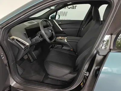 BMW iX 2025, 4000 км, за 285800 CNY - фото 6