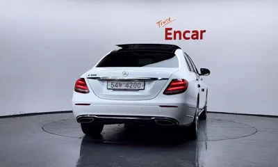 Mercedes-Benz E-Class 2017, 168505 км, за 18300000 KRW