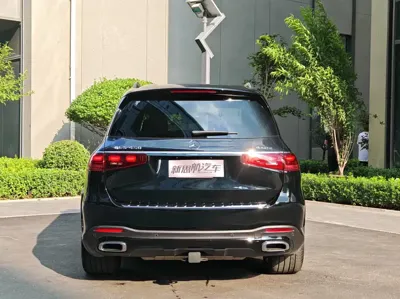 Mercedes-Benz GLS 2024, 34000 км, за 798000 CNY