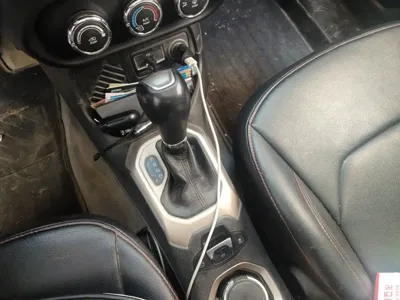 Jeep Renegade 2018, 102899 км, за 31300 CNY - фото 11