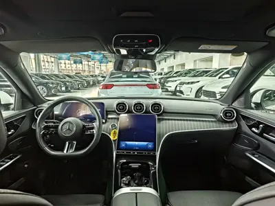 Mercedes-Benz C-Class 2023, 38500 км, за 164300 CNY - фото 11