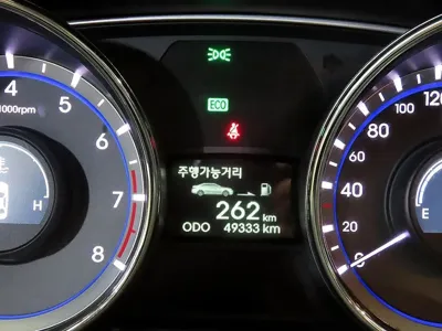 Hyundai Sonata 2011, 49329 км, за 4000000 KRW - фото 9