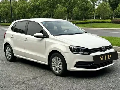 Volkswagen Polo 2019, 62000 км, за 38800 CNY