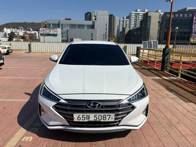 Hyundai Avante 2020, 79308 км, за 10400000 KRW - фото 3