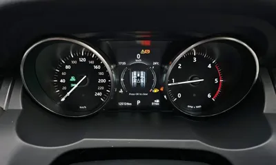 Land Rover Range Rover Evoque 2018, 125124 км, за 13290000 KRW - фото 8