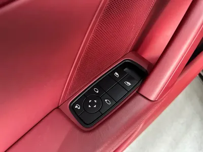 Porsche 911 2022, 12000 км, за 918000 CNY - фото 8