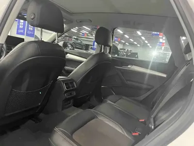 Audi Q5L 2020, 46000 км, за 129800 CNY - фото 6