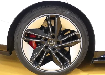 Audi RS e-tron GT 2022, 51600 км, за 88000000 KRW - фото 9