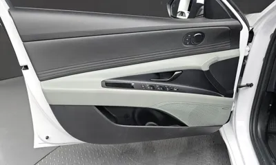 Hyundai Avante 2024, 40012 км, за 22900000 KRW - фото 24