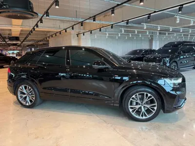 Audi Q8 2022, 26000 км, за 102200000 KRW