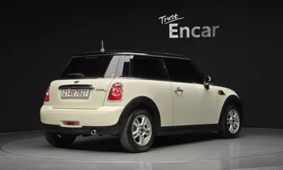 MINI Cooper 2013, 159667 км, за 2700000 KRW