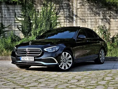 Mercedes-Benz E-Class · 2022 год