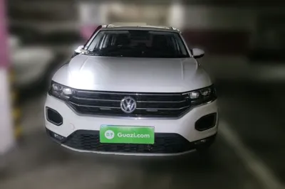 Volkswagen T-Roc 2020, 46700 км, за 66554.9 CNY