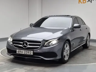 Mercedes-Benz E-Class · 2017 год