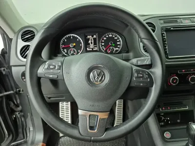 Volkswagen Tiguan 2014, 156165 км, за 6000000 KRW - фото 10