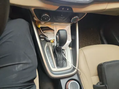 Ford Escort 2015, 96700 км, за 22025.66 CNY - фото 15