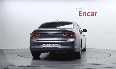Renault-KoreaSamsung SM6 2016, 55560 км, за 7800000 KRW