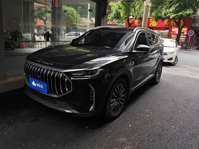 Jetour X70 Plus · 2025 год