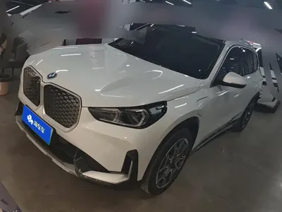 BMW iX1 · 2025 год