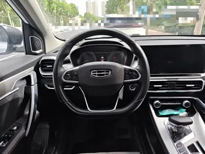 Geely Binyue 2023, 46600 км, за 57200 CNY - фото 3
