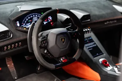 Lamborghini Huracan 2022, 17700 км, за 340000000 KRW - фото 7