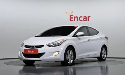 Hyundai Avante · 2013 год