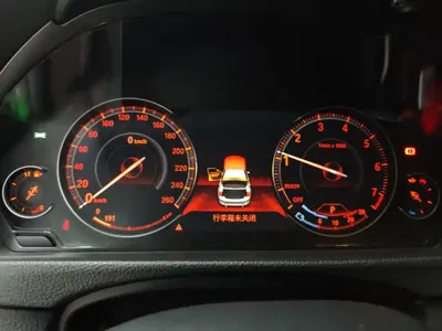 BMW 3 Series 2018, 91199 км, за 87600 CNY - фото 14