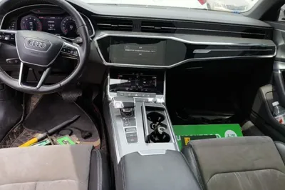 Audi A6L 2019, 95400 км, за 174156.69 CNY - фото 21