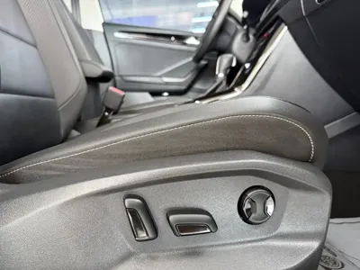 Volkswagen T-Roc 2022, 34000 км, за 113500 CNY - фото 17