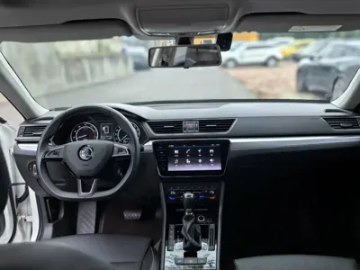 Skoda Superb 2021, 52000 км, за 75800 CNY - фото 9