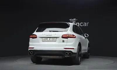 Porsche Cayenne 2015, 158917 км, за 23200000 KRW
