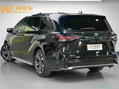 Toyota Granvia 2024, 32599 км, за 235799 CNY