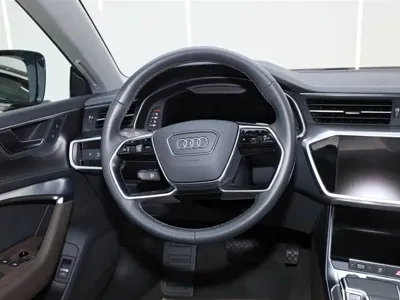 Audi A7L 2024, 62699 км, за 240000 CNY - фото 14
