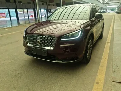 Lincoln Corsair 2022, 66500 км, за 92100 CNY - фото 24