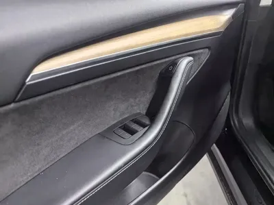 Tesla Model 3 2021, 70000 км, за 118800 CNY - фото 8